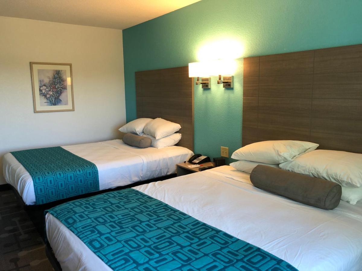 Red Lion Inn & Suites Элк-Гров-Виллидж Экстерьер фото